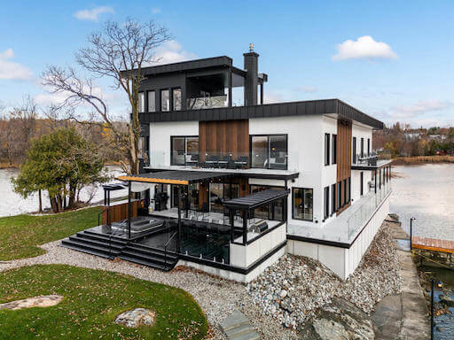 MonsieurChalets chalet rocher-des-brises
