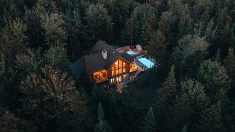 Chalets avec spa dans les Laurentides